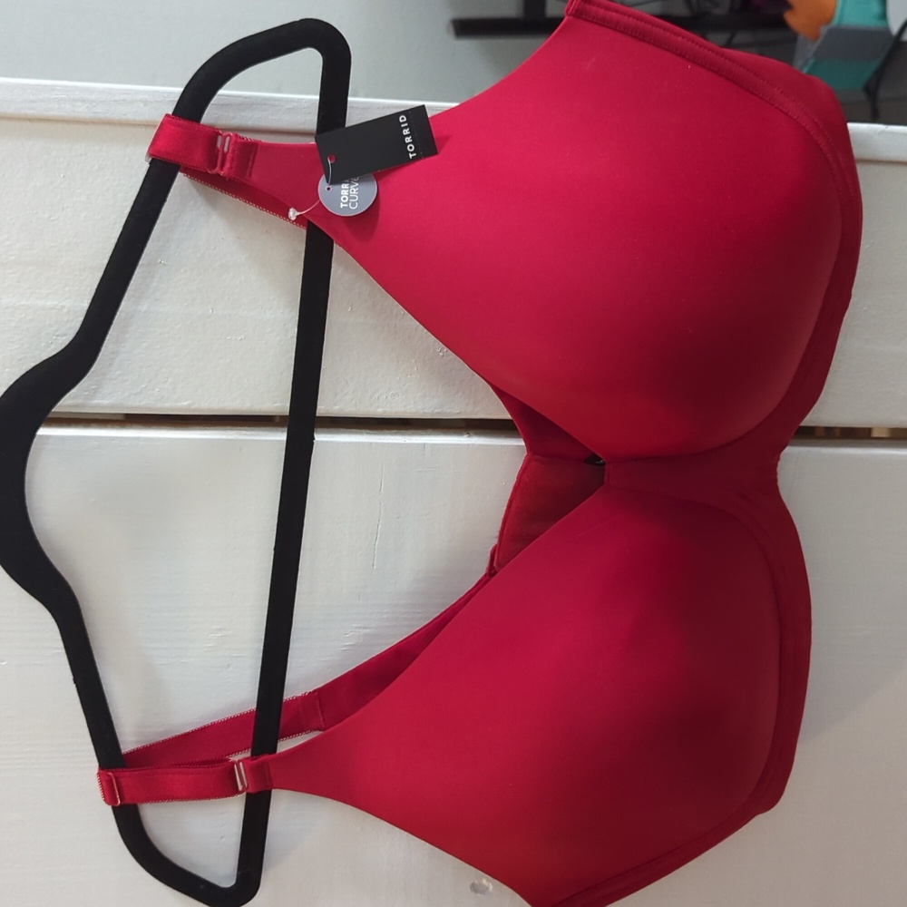 42DDD Torrid Lightly Lined Wire Free Deep V 360 Back Smoothing Bra NWT